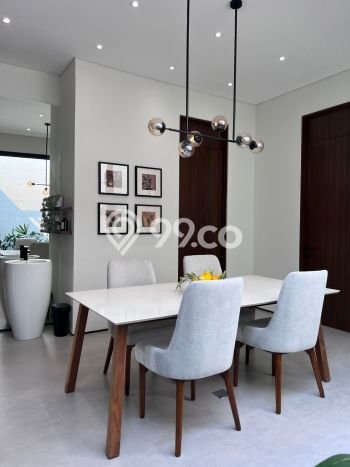 Jual Rumah Luas Megah Dengan View Eksklusif di Kota Baru Parahyangan, Bandung Jual Rumah Luas Megah Dengan View Eksklusif di Kota Baru Parahyangan, Bandung