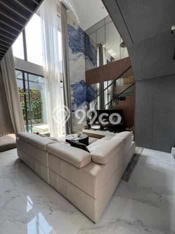 Rumah Luxury Modern Tanpa Renovasi di Summarecon Bandung Bandung Rumah Luxury Modern Tanpa Renovasi di Summarecon Bandung Bandung