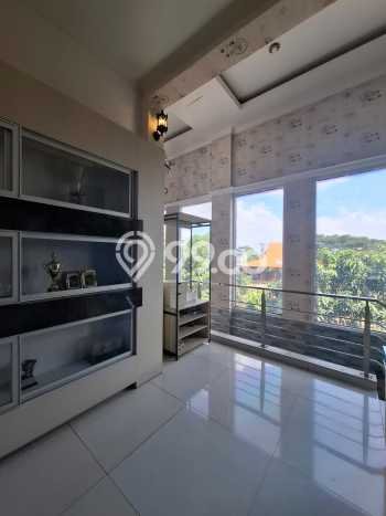 Rumah Elit Modern Siap Huni di Kota Baru Parahyangan Bandung Rumah Elit Modern Siap Huni di Kota Baru Parahyangan Bandung