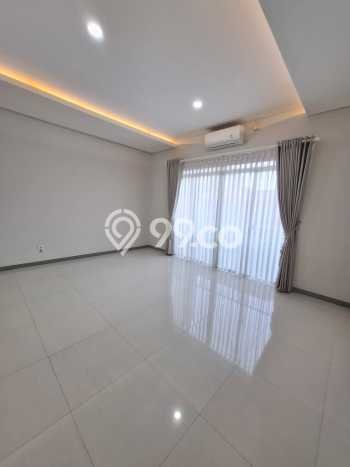 Rumah Luxury Modern Tanpa Renovasi di Kota Baru Parahyangan Bandung Rumah Luxury Modern Tanpa Renovasi di Kota Baru Parahyangan Bandung