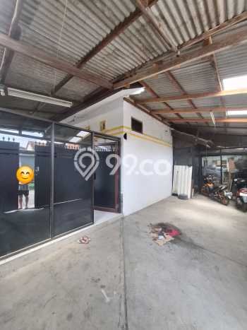 Rumah Luas Asri 4 KT Siap Pakai di Taman Kopo Indah Bandung Rumah Luas Asri 4 KT Siap Pakai di Taman Kopo Indah Bandung