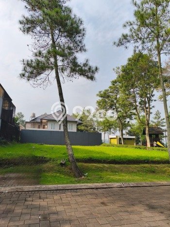 Lahan Dijual Lokasi Strategis di Bandung dengan Luas 748m2 Lahan Dijual Lokasi Strategis di Bandung dengan Luas 748m2