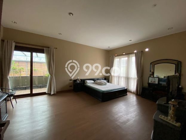 Hunian Elit LB 500m2 Siap Pakai Desain Elegan di Setiabudi, Bandung Hunian Elit LB 500m2 Siap Pakai Desain Elegan di Setiabudi, Bandung