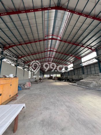 Unit Gudang disewakan di Menganti Gresik dengan LT 2900m2 / LB 1457m2 Unit Gudang disewakan di Menganti Gresik dengan LT 2900m2 / LB 1457m2