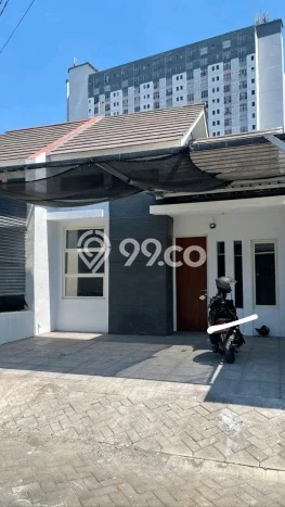 Disewakan! Rumah 2 Kamar Tidur &
1 Kamar Mandi di Keputih, Surabaya Disewakan! Rumah 2 Kamar Tidur &
1 Kamar Mandi di Keputih, Surabaya