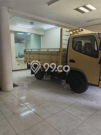 Rumah Elit Modern Siap Huni di Keputran Surabaya Rumah Elit Modern Siap Huni di Keputran Surabaya