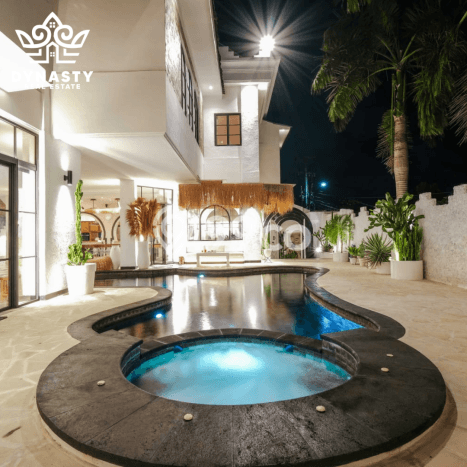 Vila Kawasan , Area 595m2m², Area Strategis untuk bisnis Vila Kawasan , Area 595m2m², Area Strategis untuk bisnis