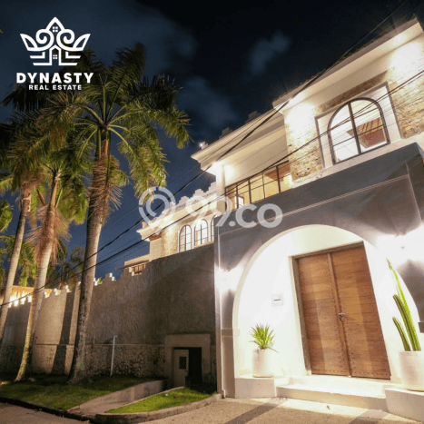 Vila Kawasan , Area 595m2m², Area Strategis untuk bisnis Vila Kawasan , Area 595m2m², Area Strategis untuk bisnis