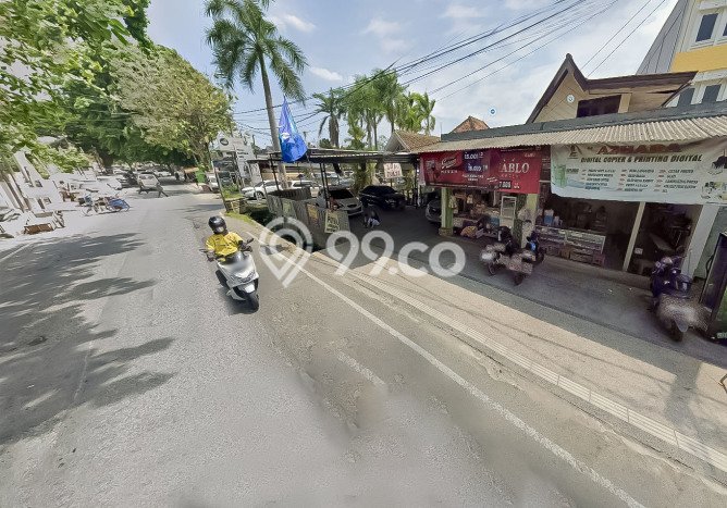 Rumah Mewah Siap Huni LT 932m2 di Enggal, Bandar Lampung Rumah Mewah Siap Huni LT 932m2 di Enggal, Bandar Lampung