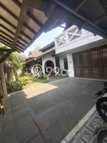 Dijual Rumah Mewah Megah Dengan View Eksklusif di Jati Cempaka, Bekasi Dijual Rumah Mewah Megah Dengan View Eksklusif di Jati Cempaka, Bekasi