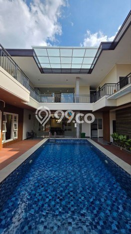 Rumah Mewah LB 500m2 Siap Huni Desain Elegan di Dieng, Malang Rumah Mewah LB 500m2 Siap Huni Desain Elegan di Dieng, Malang