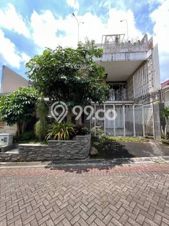Jual Rumah Luas Megah Dengan View Cantik di Tidar, Malang Jual Rumah Luas Megah Dengan View Cantik di Tidar, Malang