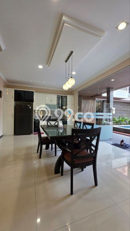 Rumah Mewah LB 500m2 Siap Huni Desain Elegan di Dieng, Malang Rumah Mewah LB 500m2 Siap Huni Desain Elegan di Dieng, Malang