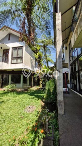 Hunian Mewah LB 700m2 Siap Huni Desain Elegan di Dieng, Malang Hunian Mewah LB 700m2 Siap Huni Desain Elegan di Dieng, Malang