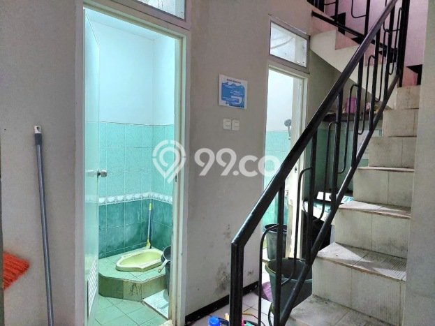 Unit Komersial Dijual di Blimbing Malang Luas Tanah 170m2, Luas Bangunan 250m2 Unit Komersial Dijual di Blimbing Malang Luas Tanah 170m2, Luas Bangunan 250m2
