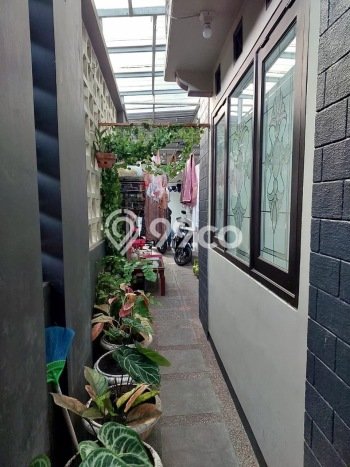 Unit Komersial Dijual di Blimbing Malang Luas Tanah 170m2, Luas Bangunan 250m2 Unit Komersial Dijual di Blimbing Malang Luas Tanah 170m2, Luas Bangunan 250m2