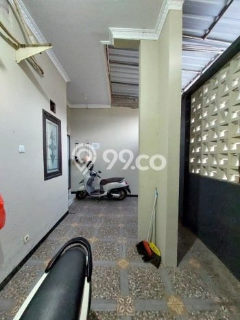 Unit Komersial Dijual di Blimbing Malang Luas Tanah 170m2, Luas Bangunan 250m2 Unit Komersial Dijual di Blimbing Malang Luas Tanah 170m2, Luas Bangunan 250m2