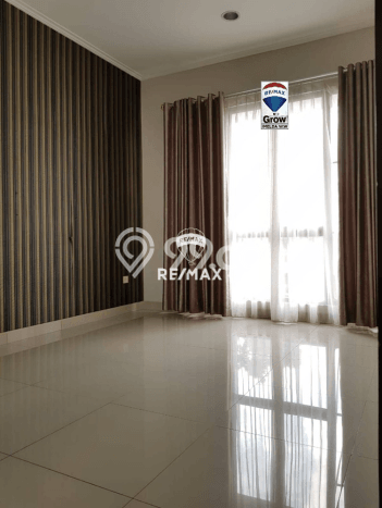 Siap Huni Hunian Elit 4 Kamar di Cipondoh Dekat ke Mana Saja Siap Huni Hunian Elit 4 Kamar di Cipondoh Dekat ke Mana Saja