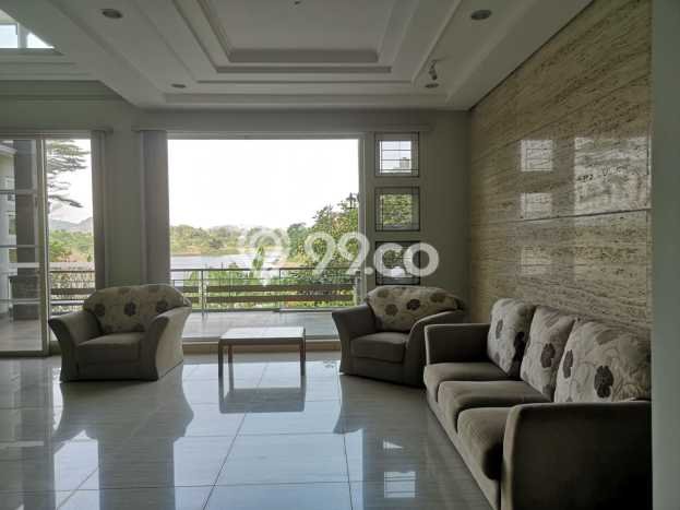 Hunian Mewah LB 586m2 Siap Huni Desain Elegan di Kota Baru Parahyangan, Bandung Hunian Mewah LB 586m2 Siap Huni Desain Elegan di Kota Baru Parahyangan, Bandung