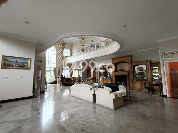 Dijual Rumah Luas Megah Dengan View Eksklusif di Dago, Bandung Dijual Rumah Luas Megah Dengan View Eksklusif di Dago, Bandung
