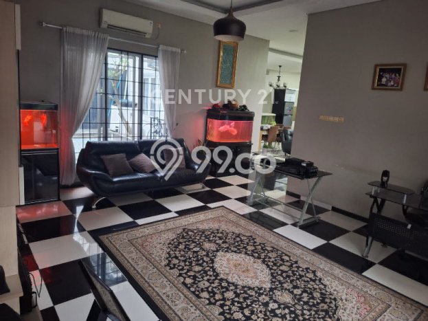 Rumah Mewah LB 400m2 Siap Pakai Desain Elegan di Cibubur, Bogor Rumah Mewah LB 400m2 Siap Pakai Desain Elegan di Cibubur, Bogor