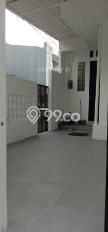Hunian Eksklusif Siap Huni LT 120m2 di Kelapa Gading, Jakarta Utara Hunian Eksklusif Siap Huni LT 120m2 di Kelapa Gading, Jakarta Utara