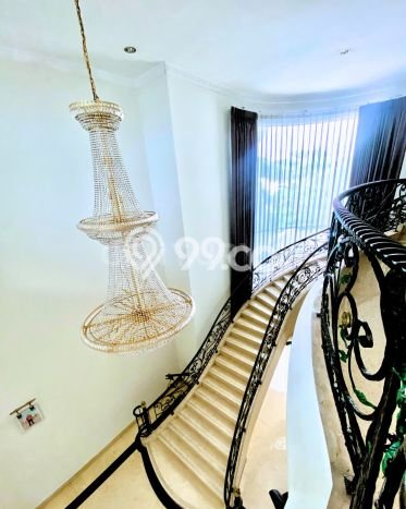 Siap Huni Rumah Mewah 4 Kamar di Kelapa Gading Dekat ke Mana Saja Siap Huni Rumah Mewah 4 Kamar di Kelapa Gading Dekat ke Mana Saja