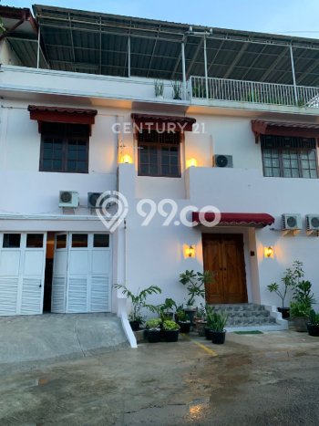 Dijual Rumah Luas Megah Dengan View Eksklusif di Cipinang, Jakarta Timur Dijual Rumah Luas Megah Dengan View Eksklusif di Cipinang, Jakarta Timur