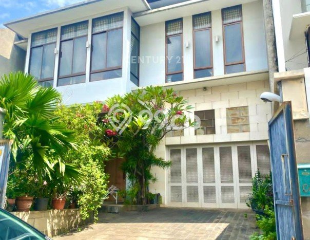 Hunian Eksklusif Dijual LT 291m2 di Sawah Besar, Jakarta Pusat Hunian Eksklusif Dijual LT 291m2 di Sawah Besar, Jakarta Pusat