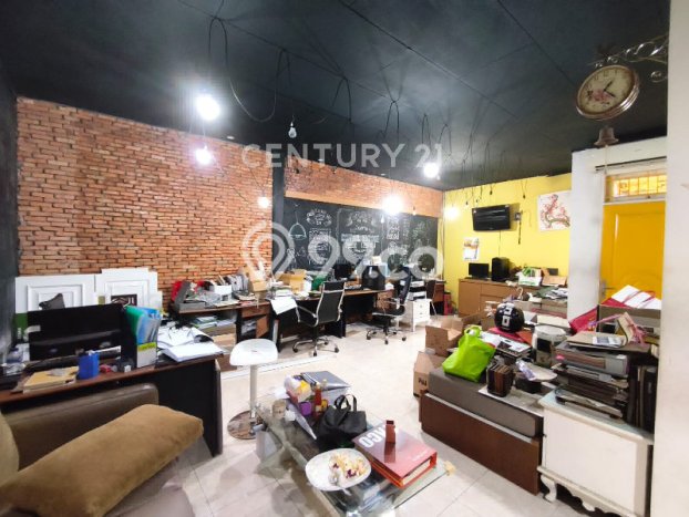 For Sale Rumah 2 Kamar Lokasi Strategis Nyaman dan Strategis di Kelapa Gading For Sale Rumah 2 Kamar Lokasi Strategis Nyaman dan Strategis di Kelapa Gading