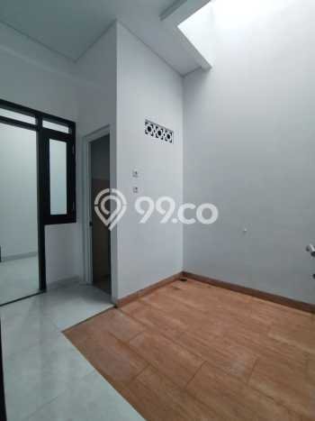 Dijual Rumah 4 Kamar Lokasi Ideal Nyaman dan Strategis di Jagakarsa Dijual Rumah 4 Kamar Lokasi Ideal Nyaman dan Strategis di Jagakarsa