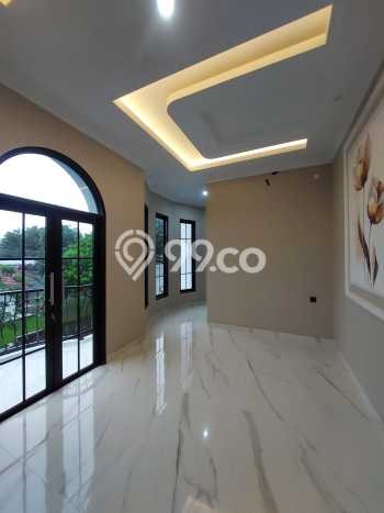 Dijual Rumah Strategis Bagus Punya 4 KT di Jagakarsa Jakarta Selatan SHM Dijual Rumah Strategis Bagus Punya 4 KT di Jagakarsa Jakarta Selatan SHM