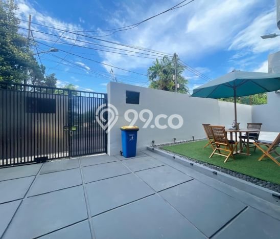 Dijual Rumah Mewah Megah Dengan View Eksklusif di Bintaro, Jakarta Selatan Dijual Rumah Mewah Megah Dengan View Eksklusif di Bintaro, Jakarta Selatan