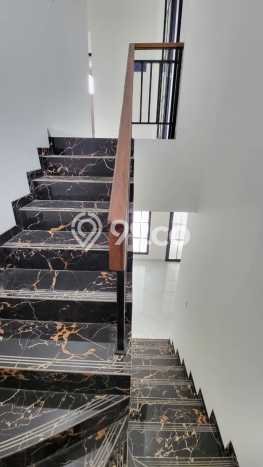 Rumah Luxury Modern Tanpa Renovasi di Bintaro Tangerang Selatan Rumah Luxury Modern Tanpa Renovasi di Bintaro Tangerang Selatan