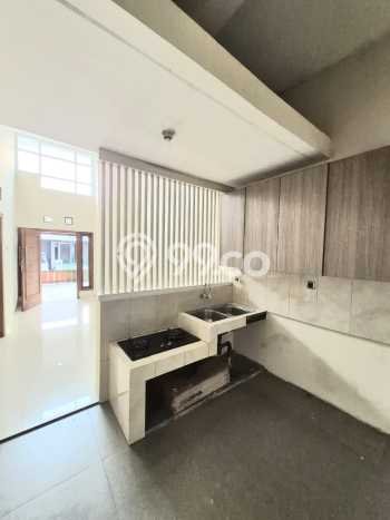 Hunian Nyaman Asri 2 KT Siap Pakai di Bintaro Tangerang Selatan Hunian Nyaman Asri 2 KT Siap Pakai di Bintaro Tangerang Selatan