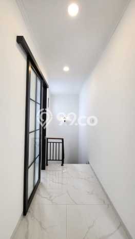 Dijual Rumah Luas Megah Dengan View Eksklusif di Bintaro, Tangerang Selatan Dijual Rumah Luas Megah Dengan View Eksklusif di Bintaro, Tangerang Selatan