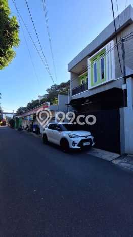 Rumah Kost Dijual di Kebayoran Lama, Jakarta Selatan, Spesifikasi 18 KT, 6 KM, 260m2 Rumah Kost Dijual di Kebayoran Lama, Jakarta Selatan, Spesifikasi 18 KT, 6 KM, 260m2
