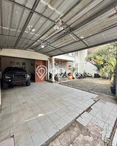 Dijual Rumah Premium dengan Fasilitas Sekitar Lengkap di Pesanggrahan, Jakarta Selatan Dijual Rumah Premium dengan Fasilitas Sekitar Lengkap di Pesanggrahan, Jakarta Selatan