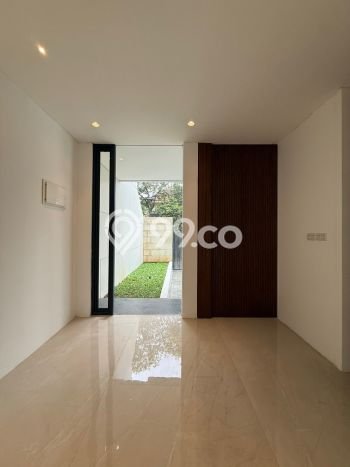 Rumah Elit Modern Tanpa Renovasi di Kemang Jakarta Selatan Rumah Elit Modern Tanpa Renovasi di Kemang Jakarta Selatan