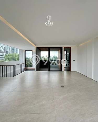 For Sale! Luxury House LT 170m2 Desain Elegan di Kemang For Sale! Luxury House LT 170m2 Desain Elegan di Kemang