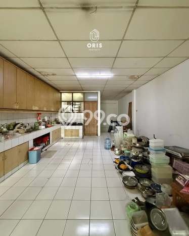 Ruko Dijual di Jakarta Selatan LT 80m2 & LB 250m2 Lokasi Terbaik! Ruko Dijual di Jakarta Selatan LT 80m2 & LB 250m2 Lokasi Terbaik!