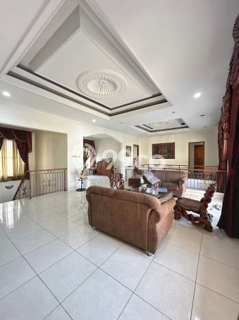 Rumah Elit Modern Tanpa Renovasi di Ampera Jakarta Selatan Rumah Elit Modern Tanpa Renovasi di Ampera Jakarta Selatan