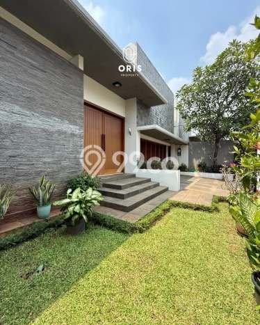 Ready to Use! Premium House LT 389m2 Desain Elegan di Kemang Ready to Use! Premium House LT 389m2 Desain Elegan di Kemang