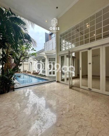 Hunian Elit LB 600m2 Siap Pakai Desain Elegan di Kemang, Jakarta Selatan Hunian Elit LB 600m2 Siap Pakai Desain Elegan di Kemang, Jakarta Selatan