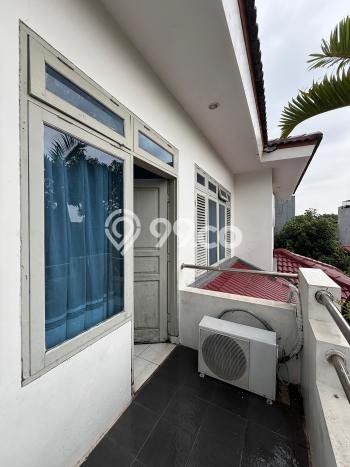 Siap Huni Hunian Elit 4 Kamar di Kebayoran Lama Dekat ke Mana Saja Siap Huni Hunian Elit 4 Kamar di Kebayoran Lama Dekat ke Mana Saja