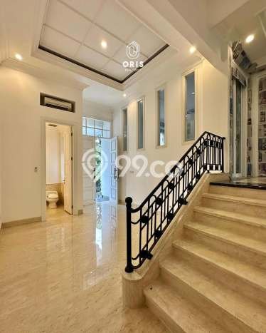 Dijual Rumah Mewah Exclusive di Kebayoran Baru, Jakarta Selatan Dijual Rumah Mewah Exclusive di Kebayoran Baru, Jakarta Selatan