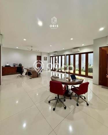 Dijual Hunian Mewah dengan Fasilitas Sekitar Lengkap di Kebayoran Baru, Jakarta Selatan Dijual Hunian Mewah dengan Fasilitas Sekitar Lengkap di Kebayoran Baru, Jakarta Selatan