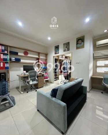 Rumah Elit LB 155m2 Siap Pakai Desain Elegan di Pondok Indah, Jakarta Selatan Rumah Elit LB 155m2 Siap Pakai Desain Elegan di Pondok Indah, Jakarta Selatan