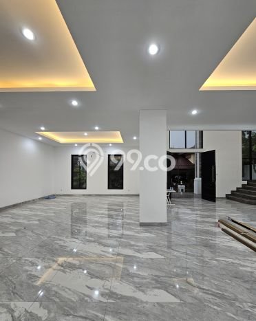 Ready to Use! Premium House LT 440m2 Desain Elegan di Bintaro Ready to Use! Premium House LT 440m2 Desain Elegan di Bintaro