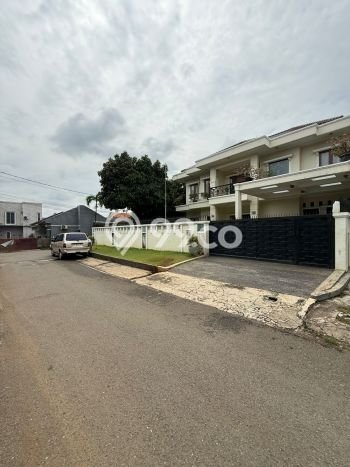 Rumah Luxury Modern Siap Huni di Veteran Jakarta Selatan Rumah Luxury Modern Siap Huni di Veteran Jakarta Selatan